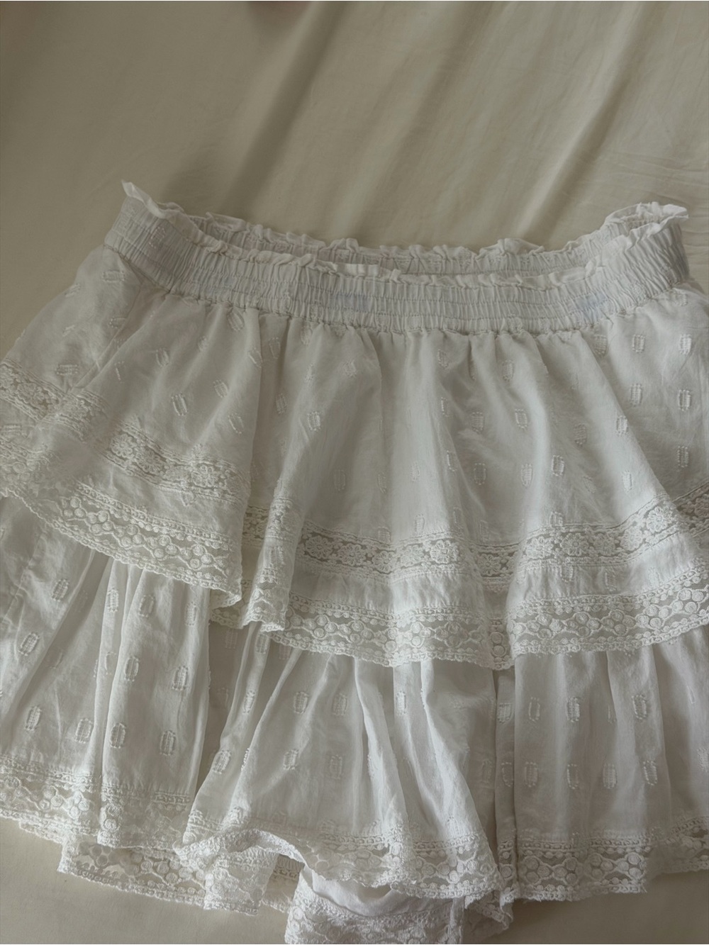 American Eagle White Tiered Lace Skort